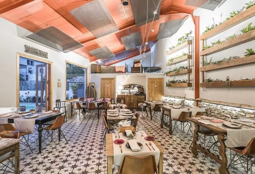 Hotelli Manuel De La Capilla