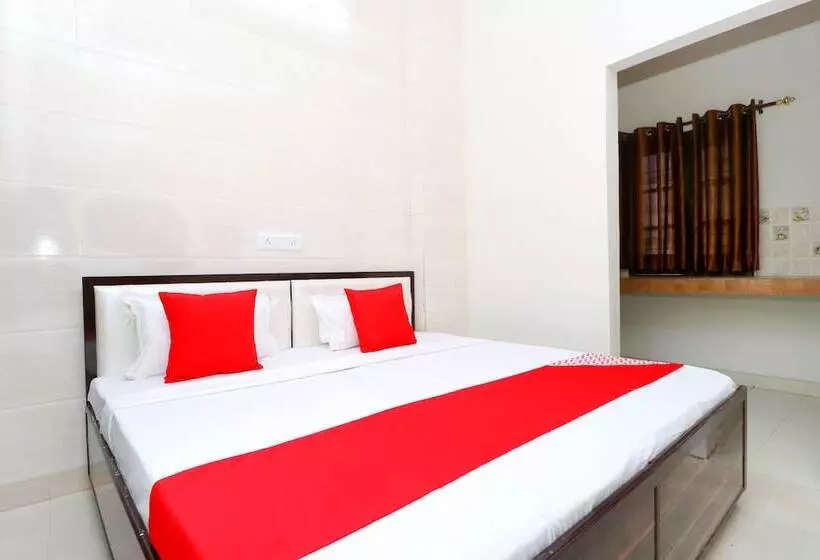 Hotelli Raj Apartments  By Oyo Rooms