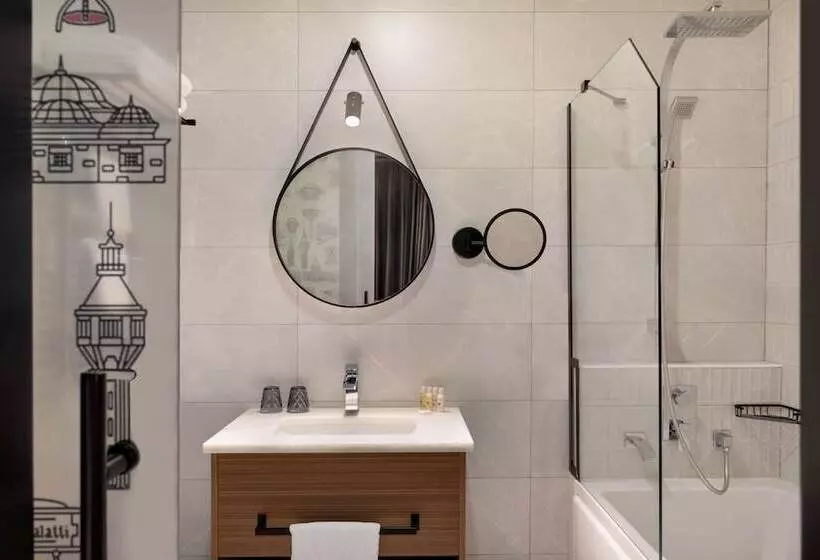 ホテル Ramada By Wyndham Budapest City Center