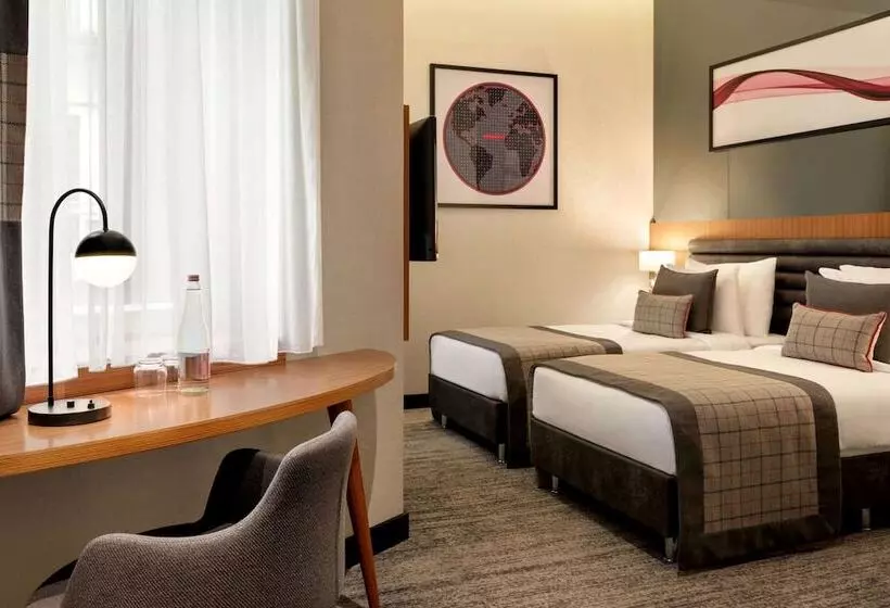 ホテル Ramada By Wyndham Budapest City Center