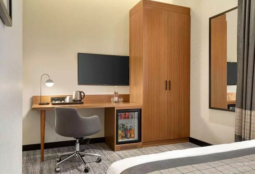 ホテル Ramada By Wyndham Budapest City Center