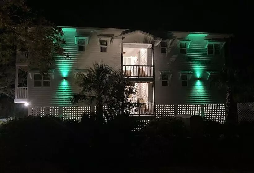 River Hotel Of Southport