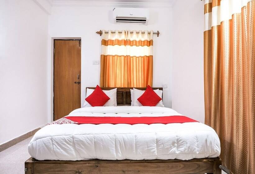 בית מלון כפרי Rosy Guest House By Oyo