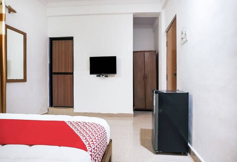 Hotel Rosy Guest House By Oyo