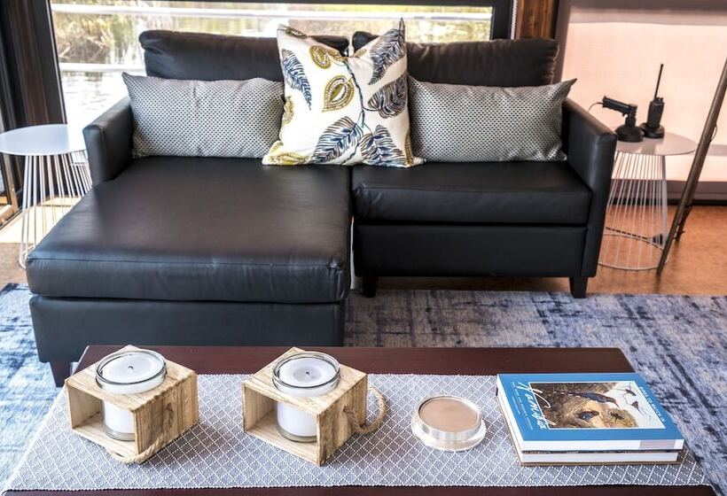 Namushasha River Villa