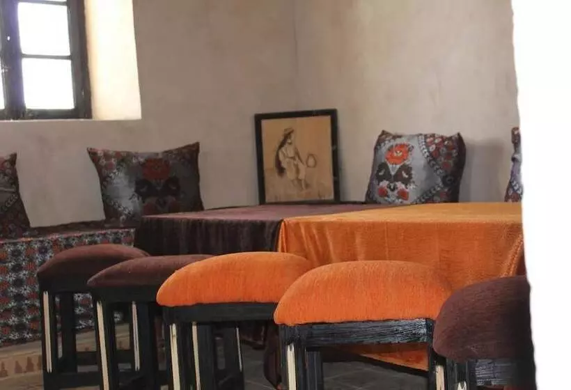 پانسیون Auberge Salama