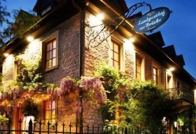 Majatalo Landgasthaus Zur Brücke