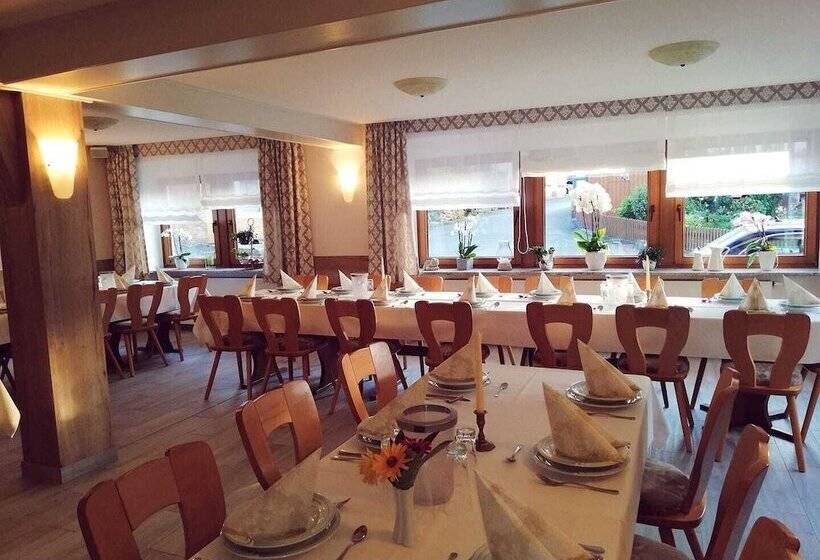 Пансион Landgasthaus Zur Brücke