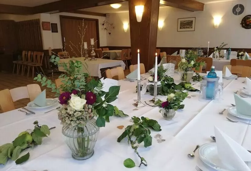 Majatalo Landgasthaus Zur Brücke