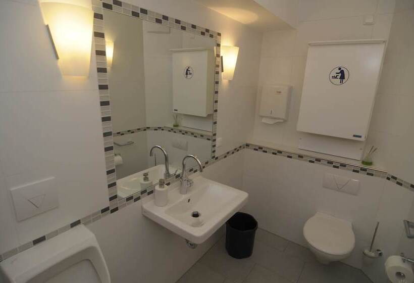 Пансион Landgasthaus Zur Brücke