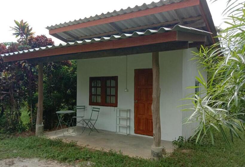 渡假胜地  Cha Bungalow