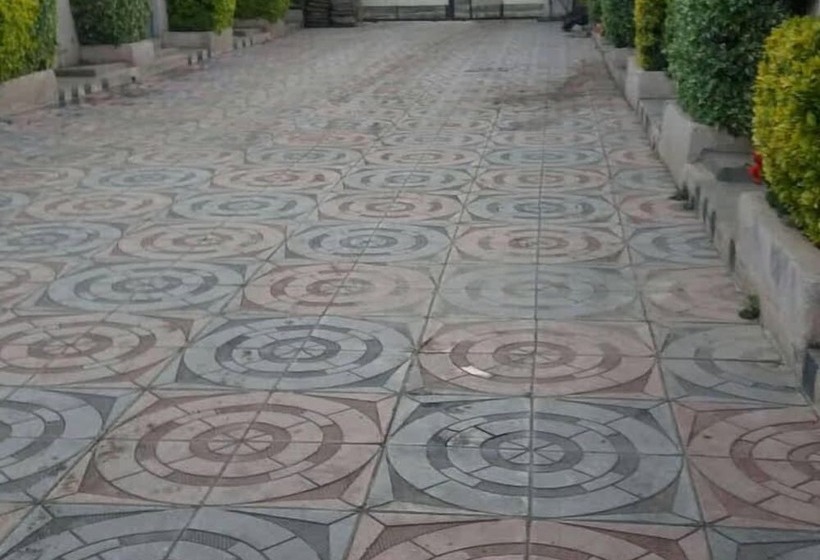 پانسیون Alem Guest House