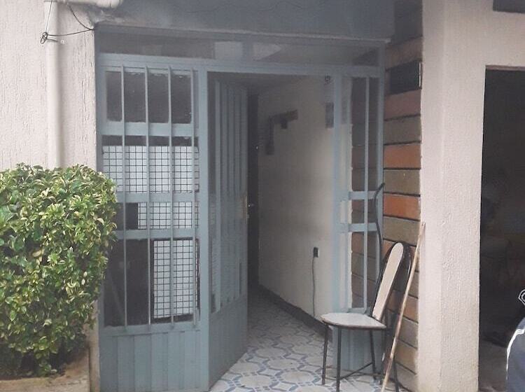 پانسیون Alem Guest House