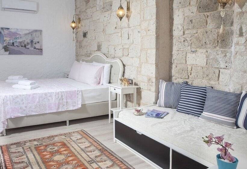 민박 Kybele Suites Alacati