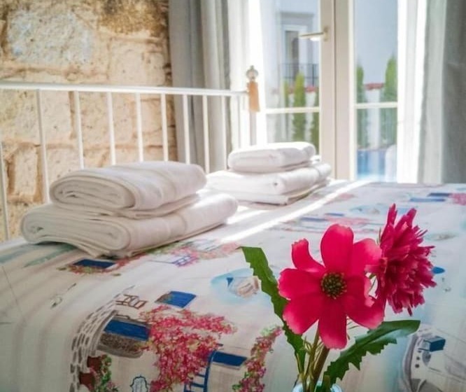 민박 Kybele Suites Alacati