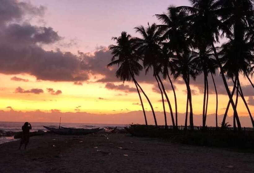 Hotell Blue Waters Arugambay