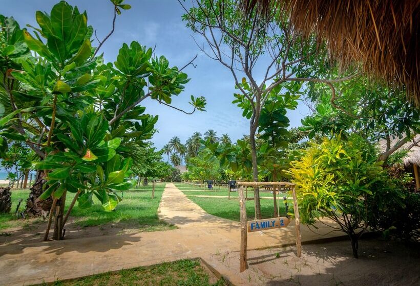 Hotell Blue Waters Arugambay