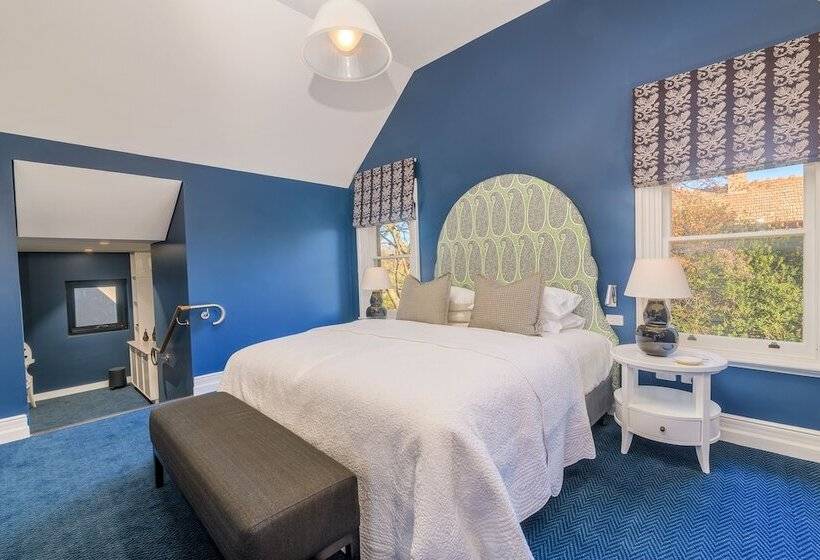 هتل The Byng Street Boutique