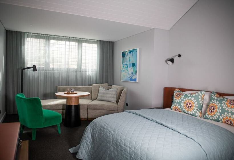 هتل The Byng Street Boutique