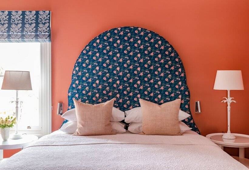 هتل The Byng Street Boutique