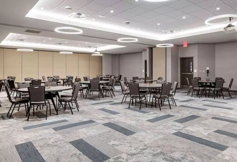 Cambria Hotel Bloomington Mall Of America Minneapolis Airport