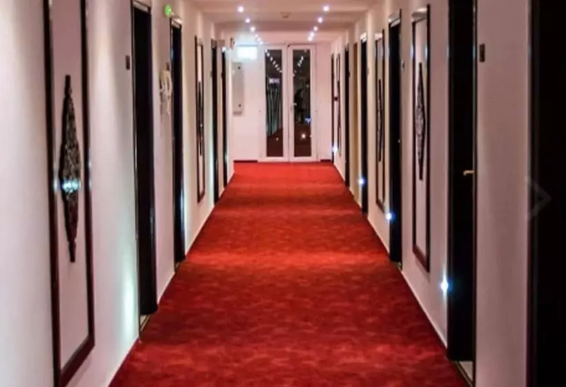 هتل Hôtel  L Olympic