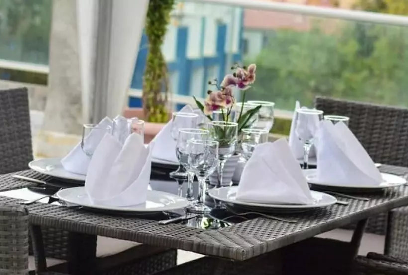 هتل Hôtel  L Olympic