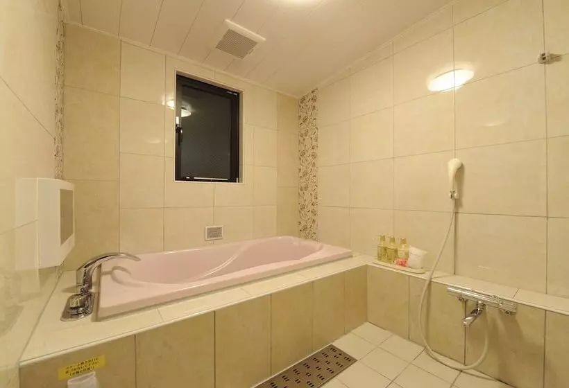 Hotelli Iris   Adult Only