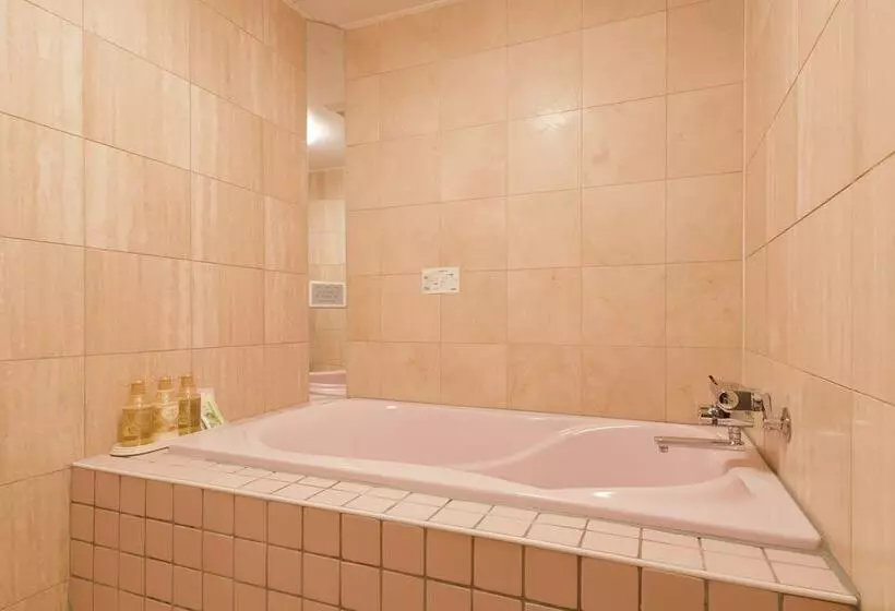 Hotelli Iris   Adult Only