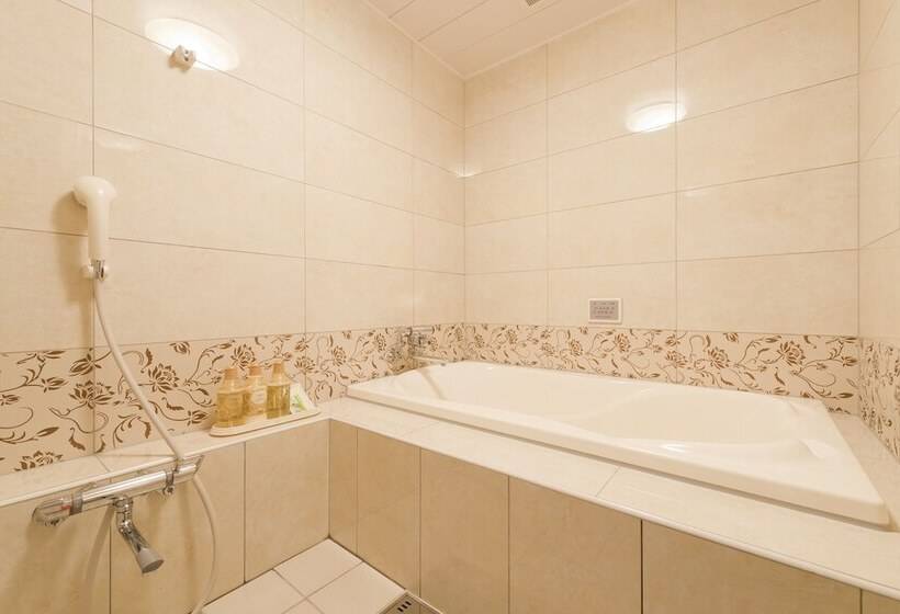 فندق Iris   Adult Only