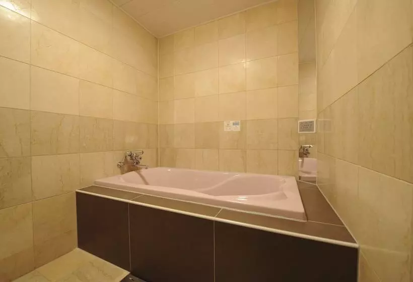 Hotelli Iris   Adult Only