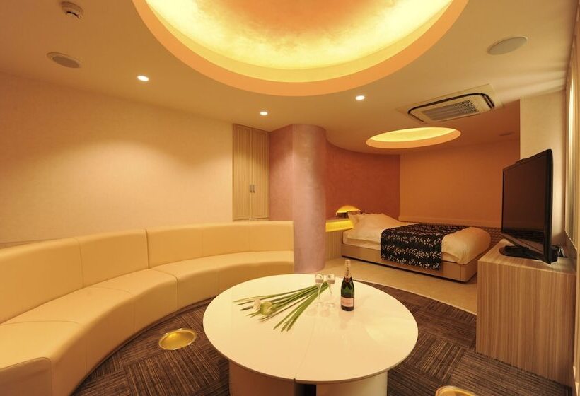 فندق Iris   Adult Only