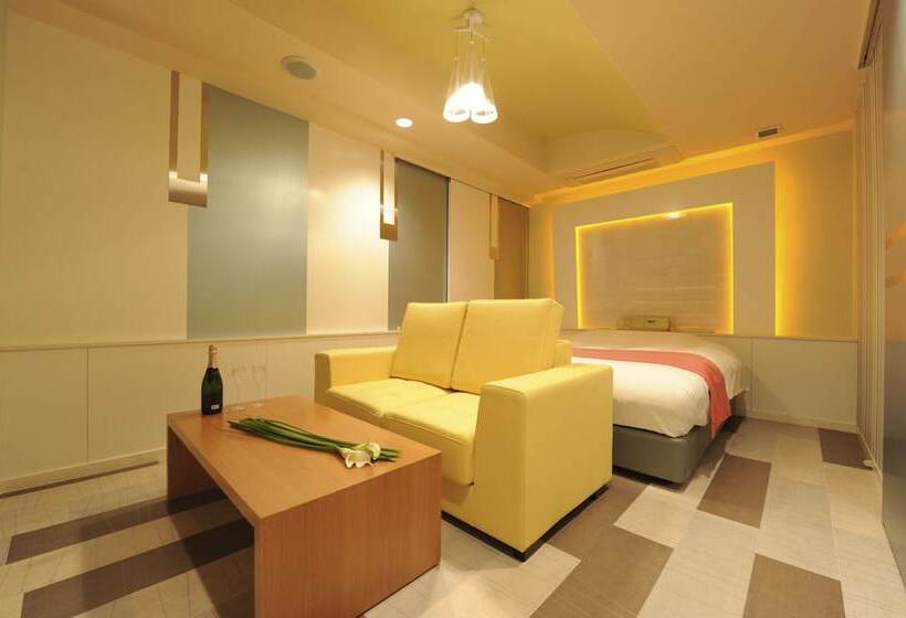 فندق Iris   Adult Only