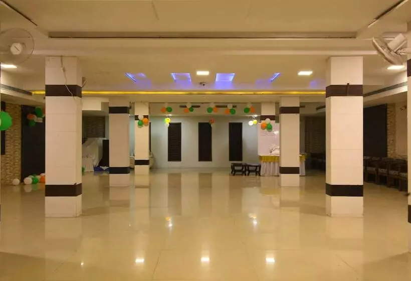 هتل Riya Palace
