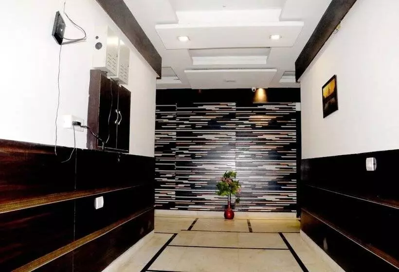هتل Riya Palace