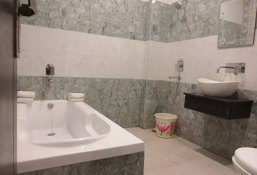 هتل Riya Palace