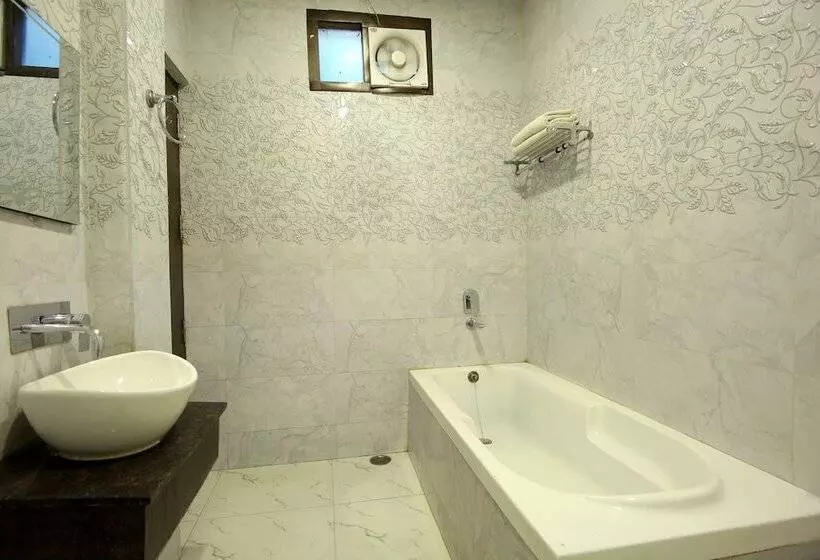 هتل Riya Palace