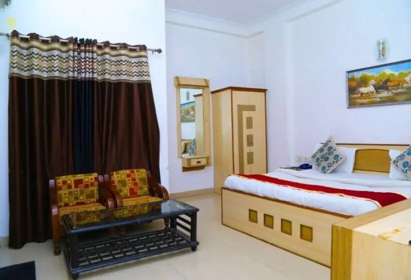 هتل Riya Palace