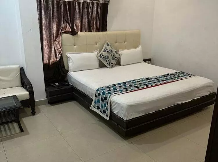 هتل Riya Palace