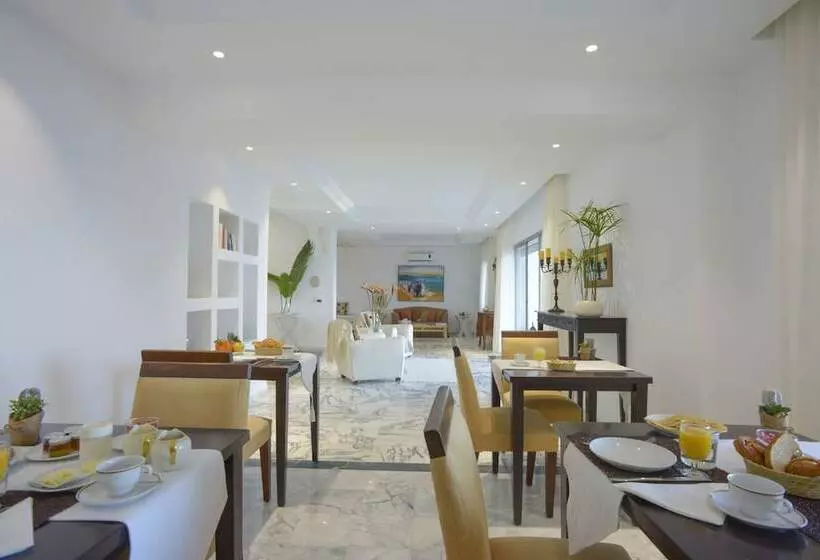 پانسیون Dar Corniche La Marsa