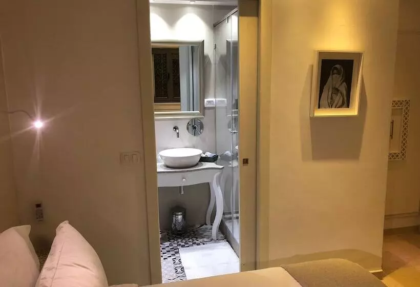 پانسیون Dar Corniche La Marsa