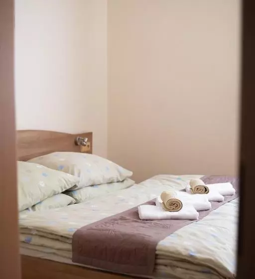 ペンション Guest House Fleurs