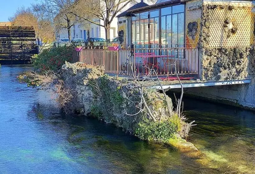 Majatalo Lou Meinado