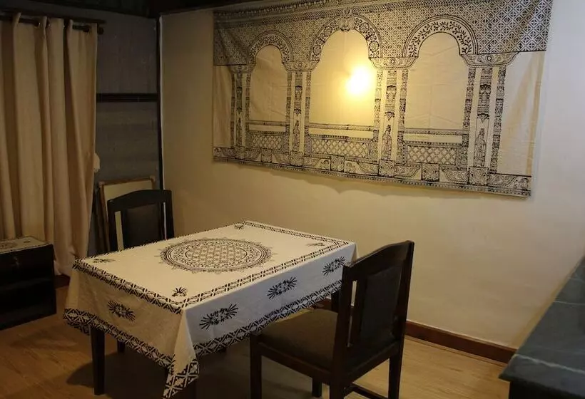 پانسیون Yala Heritage Home