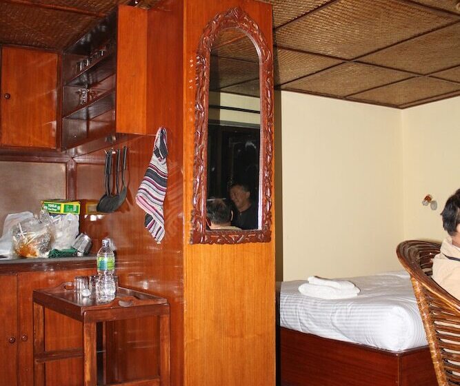 پانسیون Yala Heritage Home