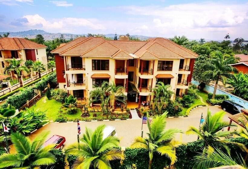 Shangri La Hotel Nyonyi Gardens