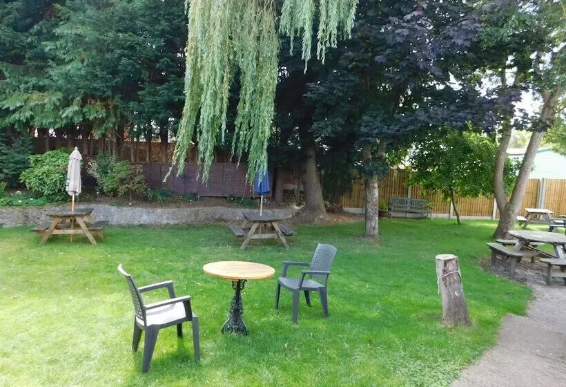 The Railway Inn