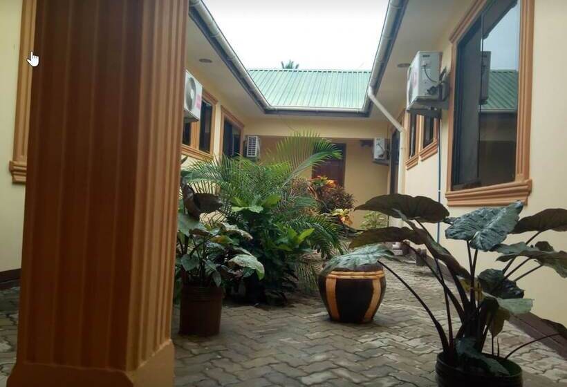 تختخواب و صبحانه Safari Lodge Kunduchi