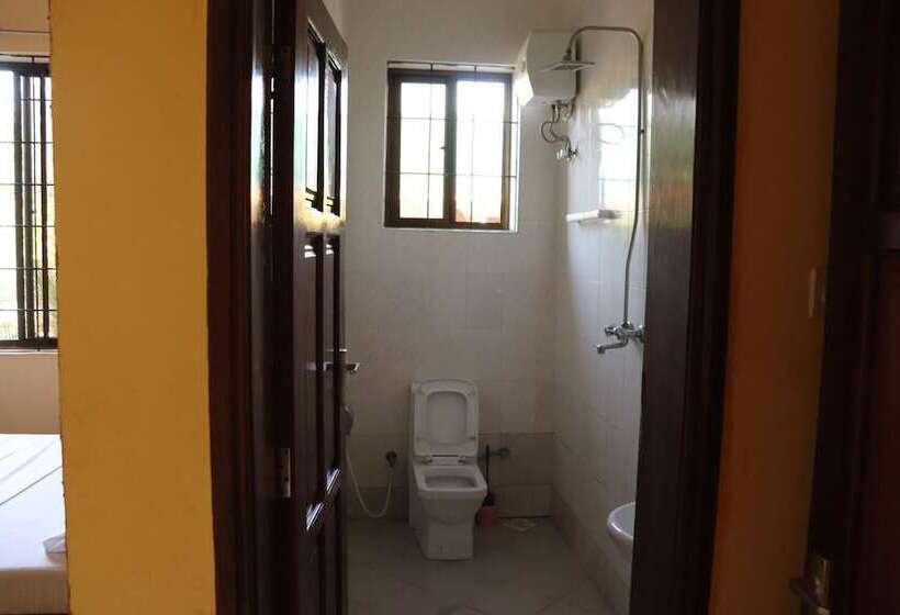 تختخواب و صبحانه Safari Lodge Kunduchi