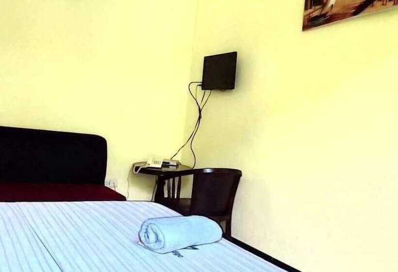 تختخواب و صبحانه Safari Lodge Kunduchi